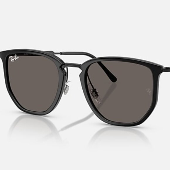 NEW  Ray-Ban RB4451 Sunglasses – Model 601/B1 – 53-20 – Polished Black - Picture 1 of 2